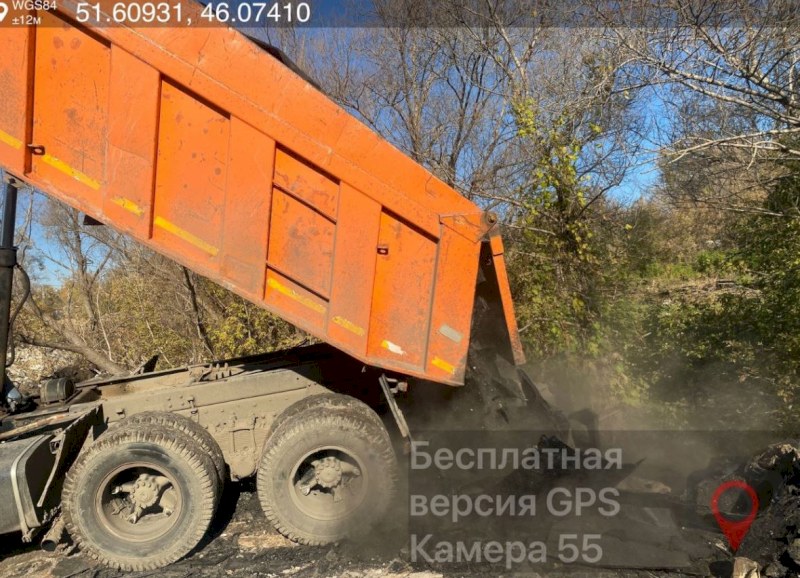 Минприроды обязало владельца большегруза выплатить штраф и вывезти отходы на мусорный полигон