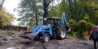 Саратовский родник в парке «Кумысная поляна» укрепляют бутовым камнем