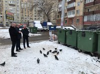 Специалисты минприроды и общественники проверили состояние контейнерных площадок