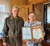 Ветерана лесной отрасли из Макаровского лесхоза наградили почетной грамотой