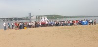 С берега Волги в Саратове в рамках акции «Вода России» вывезли два КамАЗа мусора 