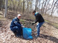 Активисты очистили от мусора пруды парка Кумысная поляна